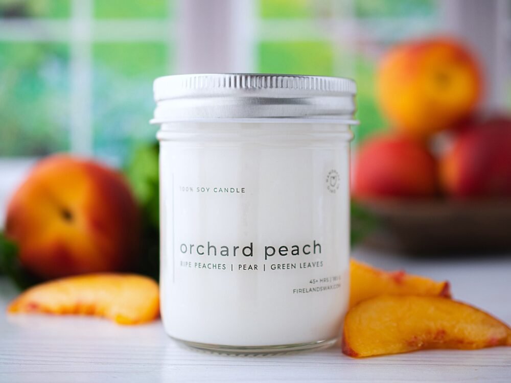 Orchard Peach Soy Candle - Image 4